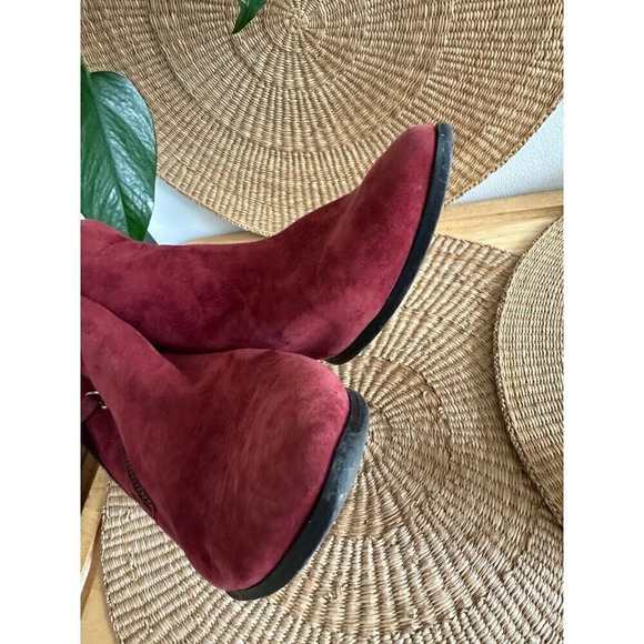 Tahari Rockstar Women’s size 8m booties - Picture 8 of 8